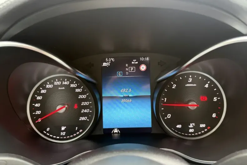 Mercedes-Benz C 300 din 2022 cu 39.000 km - oferta MER161895 - foto 18