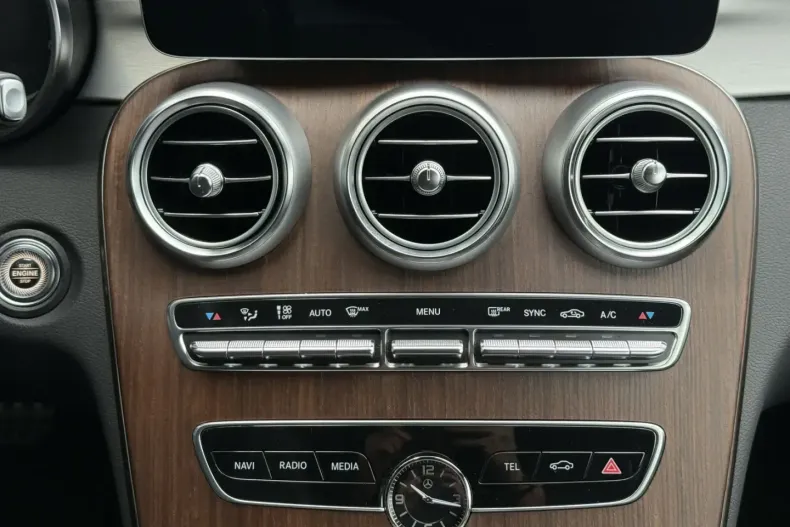 Mercedes-Benz C 300 din 2022 cu 39.000 km - oferta MER161895 - foto 21