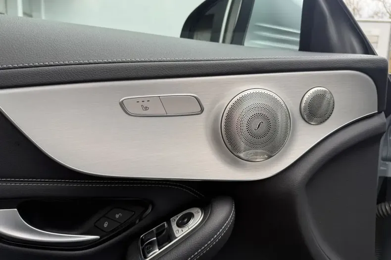 Mercedes-Benz C 300 din 2022 cu 39.000 km - oferta MER161895 - foto 30