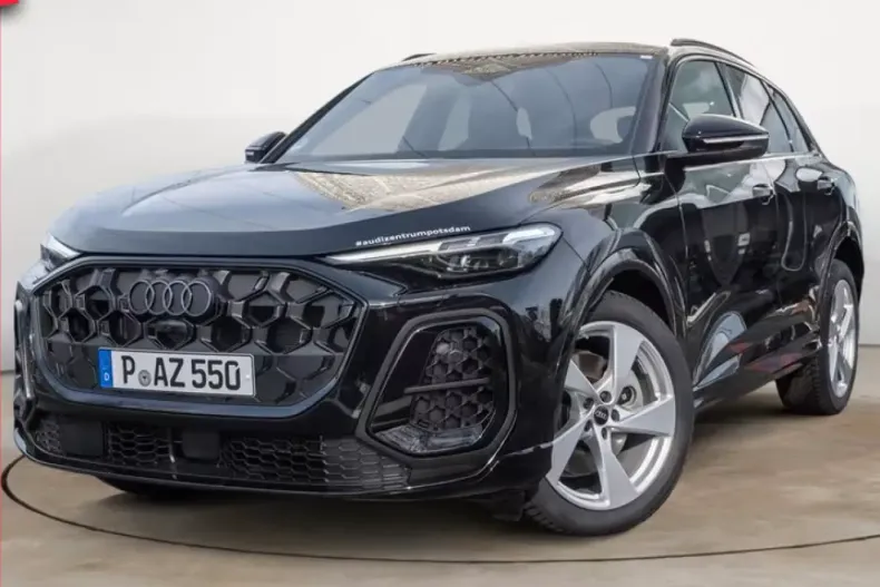 Audi Q5 din 2025 cu 17.000 km - oferta AUD161900 - foto 1