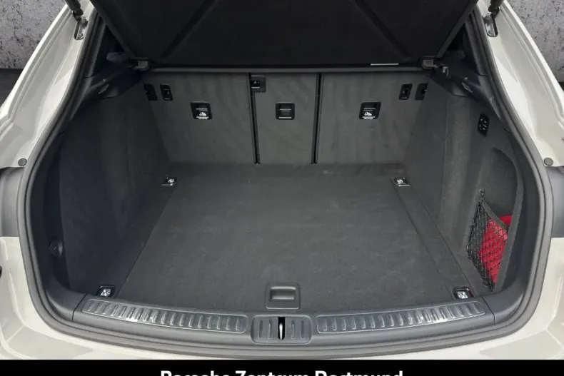 Porsche Macan din 2024 cu 30.047 km - oferta POR161904 - foto 11