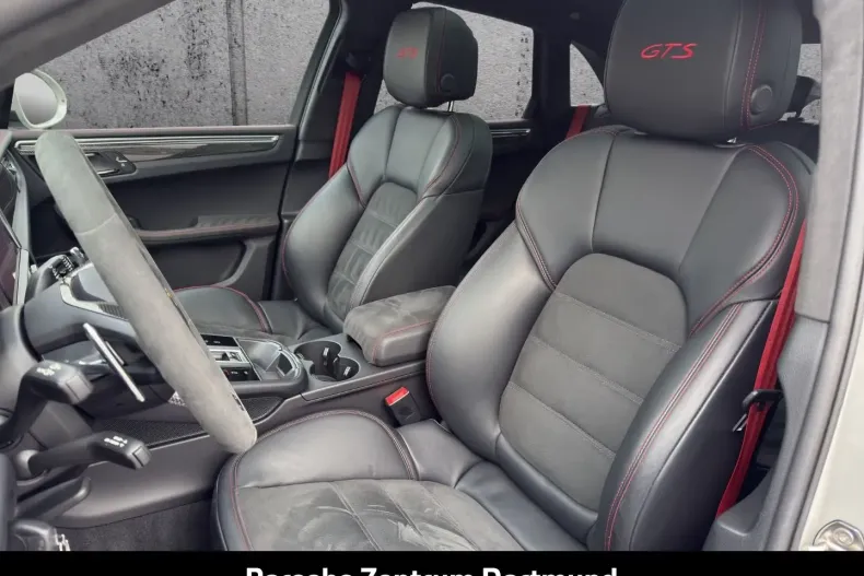 Porsche Macan din 2024 cu 30.047 km - oferta POR161904 - foto 13