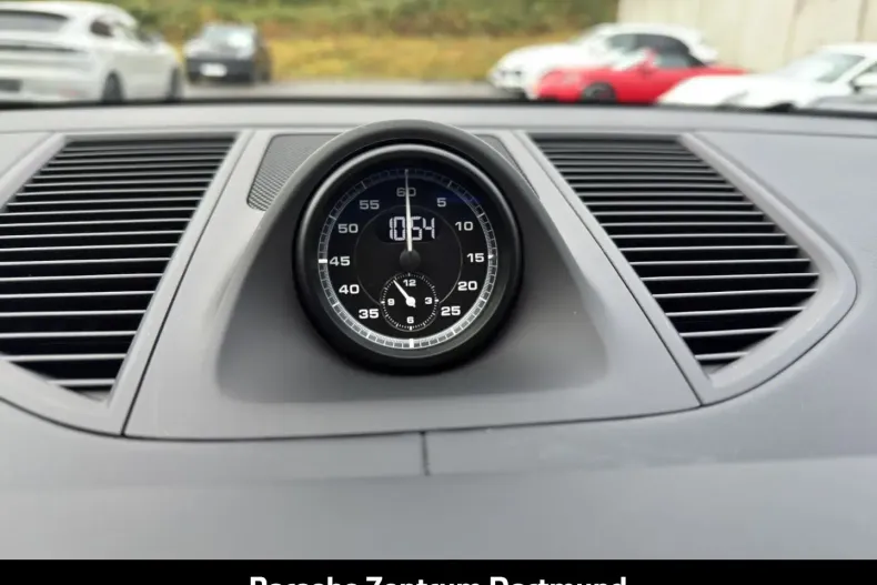 Porsche Macan din 2024 cu 30.047 km - oferta POR161904 - foto 23