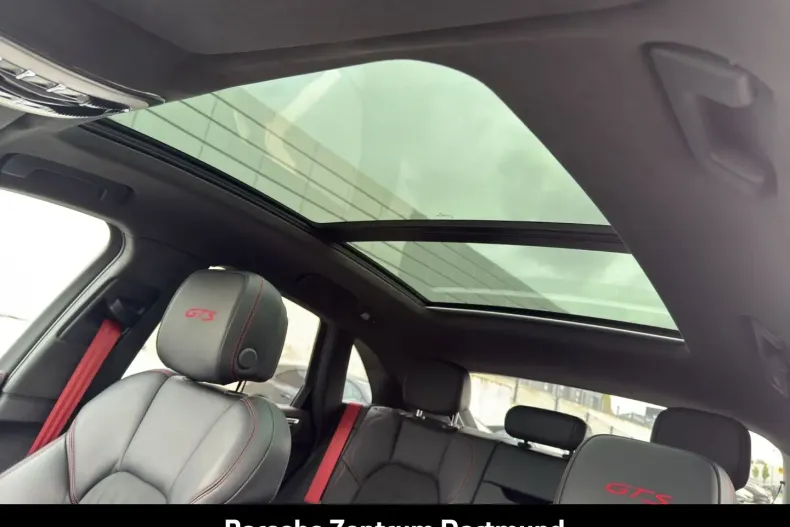 Porsche Macan din 2024 cu 30.047 km - oferta POR161904 - foto 26