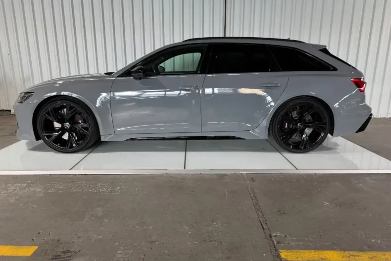Audi RS6 din 2022 cu 89.900 km - oferta AUD161908 - foto 4