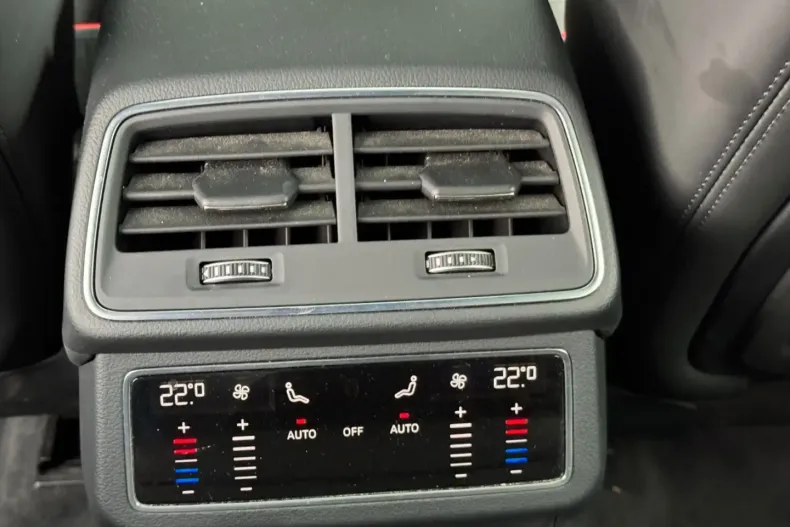 Audi RS6 din 2022 cu 89.900 km - oferta AUD161908 - foto 9