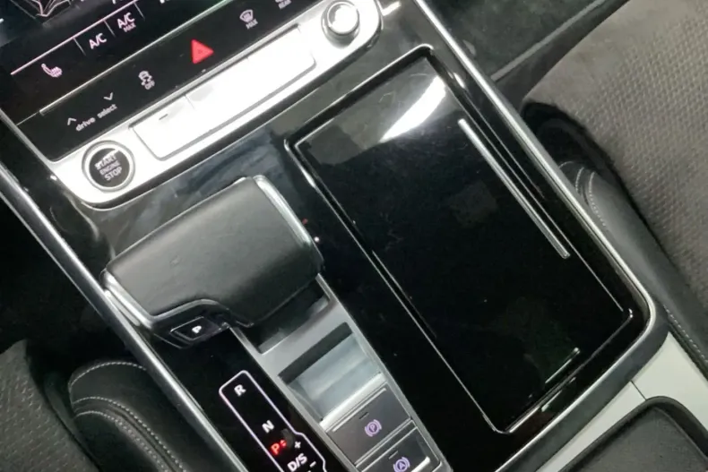 Audi Q8 din 2022 cu 80.655 km - oferta AUD161914 - foto 10