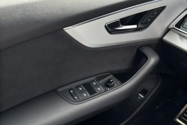 Audi Q8 din 2023 cu 15.000 km - oferta AUD161915 - foto 17