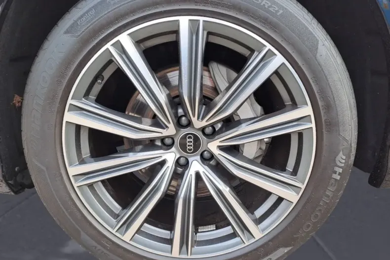 Audi Q8 din 2024 cu 22.300 km - oferta AUD161916 - foto 10