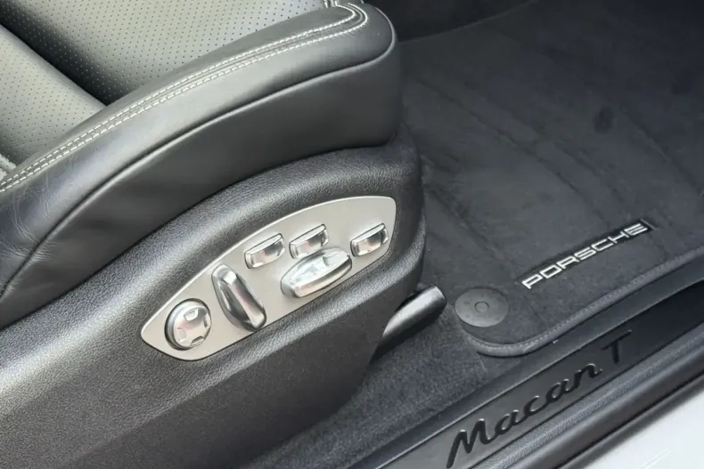 Porsche Macan din 2024 cu 14.800 km - oferta POR161917 - foto 16