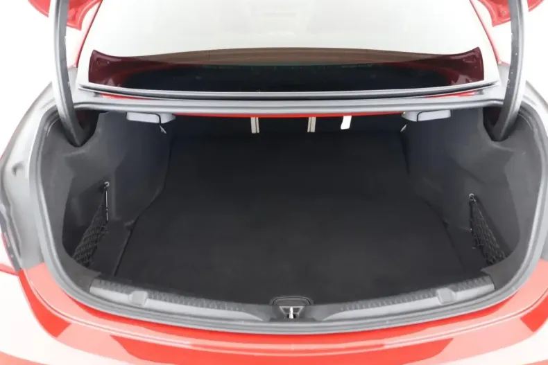 Mercedes-Benz E 300 din 2021 cu 37.500 km - oferta MER161918 - foto 14