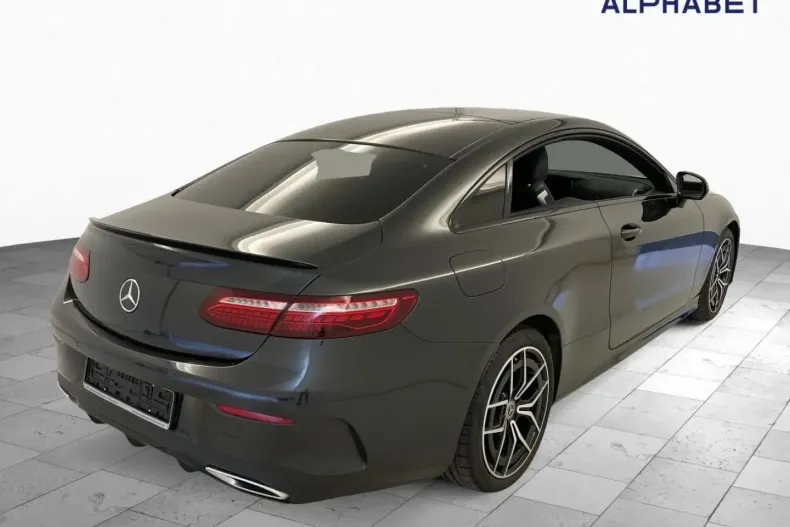 Mercedes-Benz E 300 din 2023 cu 44.401 km - oferta MER161920 - foto 2