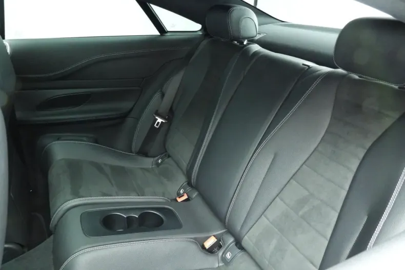 Mercedes-Benz E 200 din 2021 cu 37.000 km - oferta MER161921 - foto 10