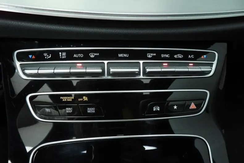 Mercedes-Benz E 200 din 2021 cu 37.000 km - oferta MER161921 - foto 18