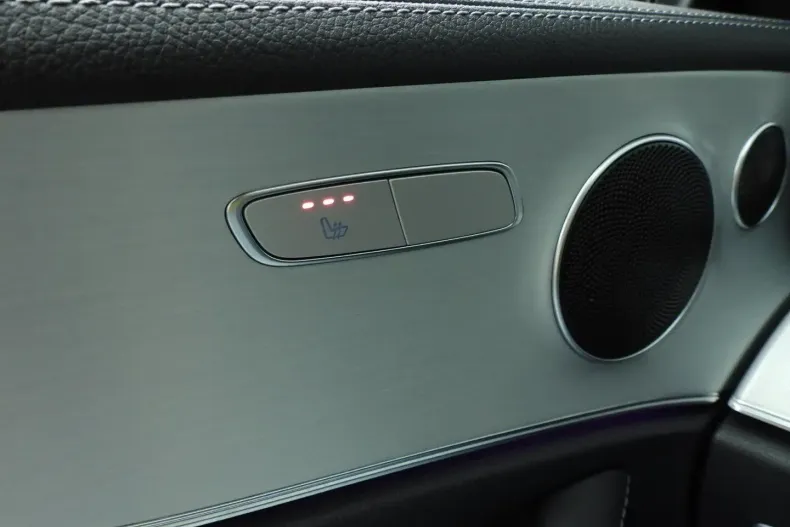 Mercedes-Benz E 200 din 2021 cu 37.000 km - oferta MER161921 - foto 19