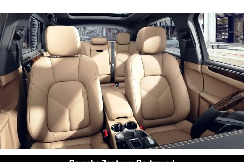 Porsche Macan din 2023 cu 33.112 km - oferta POR161922 - foto 6