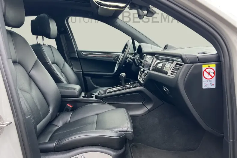 Porsche Macan din 2023 cu 37.640 km - oferta POR161923 - foto 11