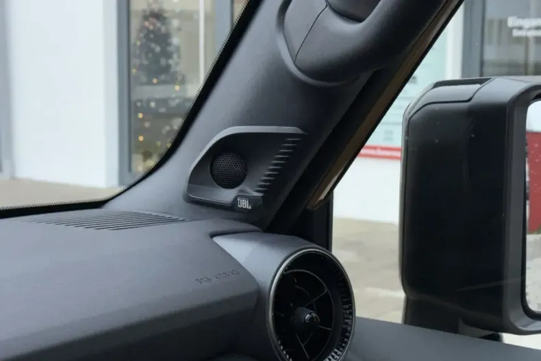 Toyota Land Cruiser din 2024 cu 17.890 km - oferta TOY161940 - foto 13