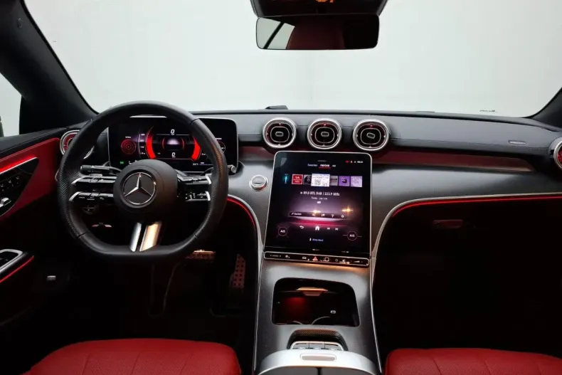 Mercedes-Benz CLE 200 din 2024 cu 16.284 km - oferta MER161952 - foto 11