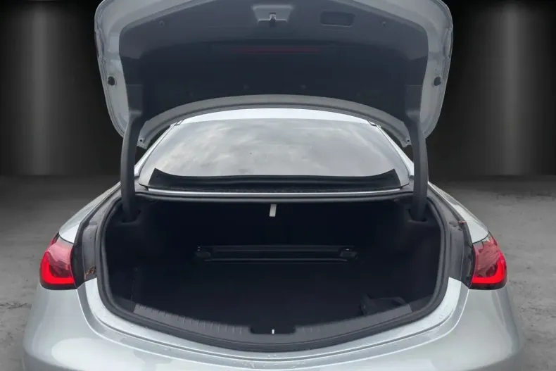 Mercedes-Benz CLE 300 din 2024 cu 44.733 km - oferta MER161957 - foto 7