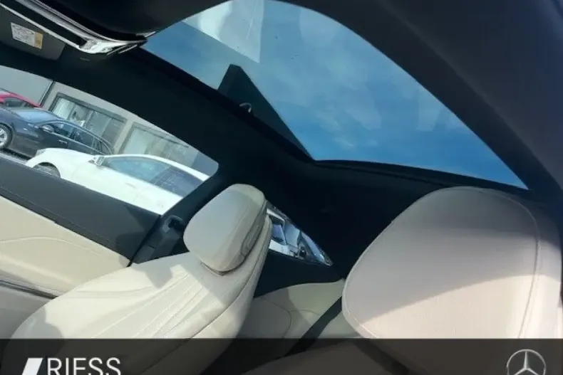 Mercedes-Benz CLE 300 din 2024 cu 12.875 km - oferta MER161958 - foto 9