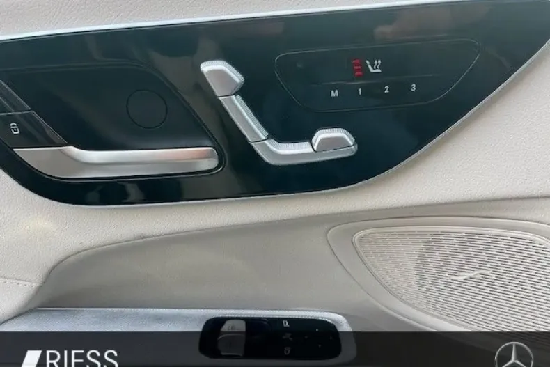 Mercedes-Benz CLE 300 din 2024 cu 12.875 km - oferta MER161958 - foto 10