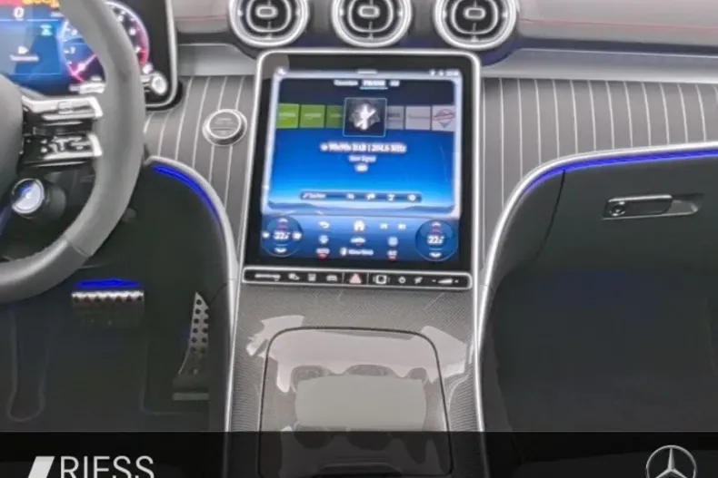 Mercedes-Benz CLE 53 AMG din 2024 cu 13.840 km - oferta MER161959 - foto 4