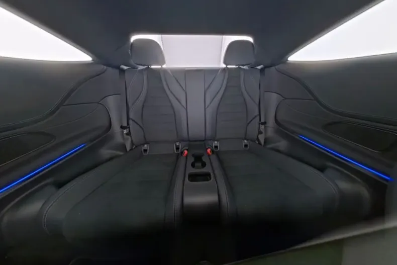 Mercedes-Benz CLE 300 din 2024 cu 4.900 km - oferta MER161960 - foto 9