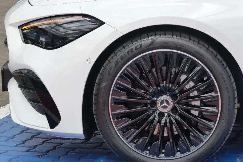 Mercedes-Benz CLE 300 din 2024 cu 17.977 km - oferta MER161962 - foto 15