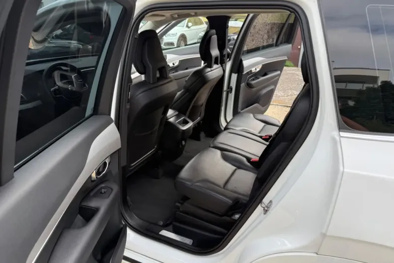 Volvo XC90 din 2021 cu 85.000 km - oferta VOL162000 - foto 13