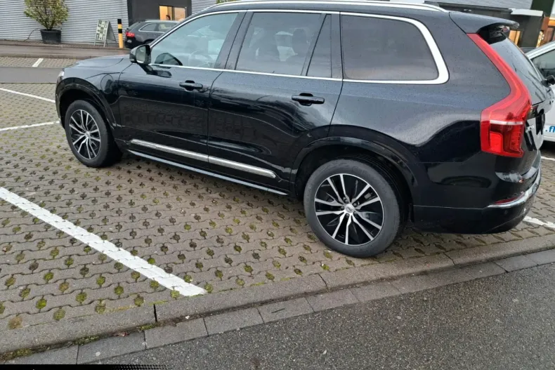 Volvo XC90 din 2022 cu 97.991 km - oferta VOL162002 - foto 2