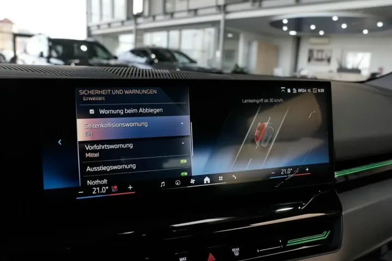 BMW 520 din 2024 cu 22.600 km - oferta BMW162004 - foto 19