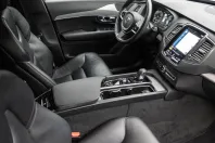 Volvo XC90 din 2021 cu 63.105 km - oferta VOL162005 - foto 4