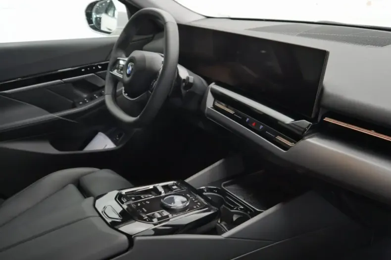 BMW 520 din 2024 cu 13.000 km - oferta BMW162013 - foto 6