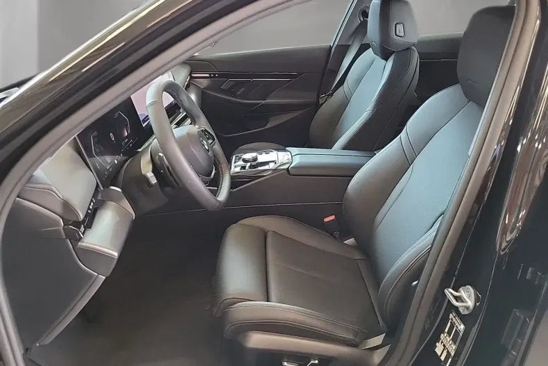 BMW 520 din 2024 cu 25.473 km - oferta BMW162018 - foto 7