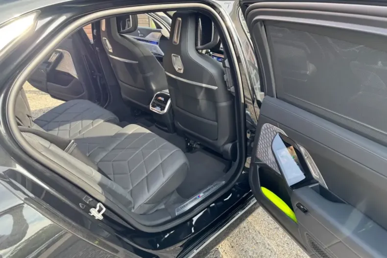 BMW 740 din 2024 cu 4.900 km - oferta BMW162024 - foto 17