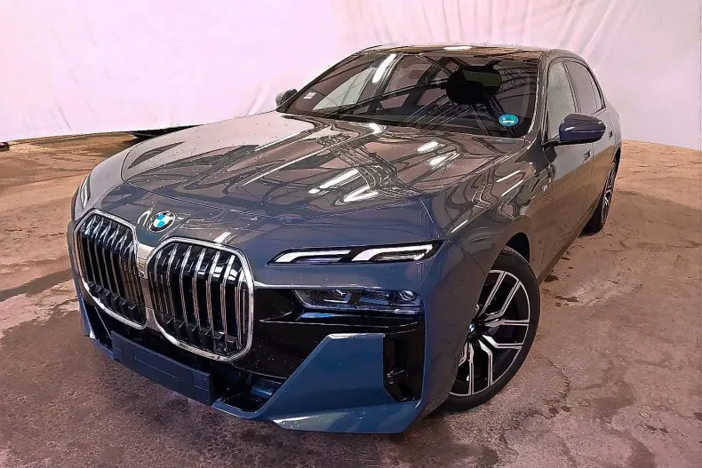 BMW 740 din 2025 cu 10.000 km - oferta BMW162027 - foto 2