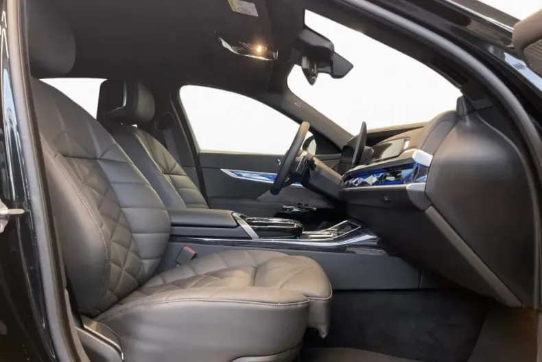 BMW 740 din 2024 cu 18.985 km - oferta BMW162028 - foto 7