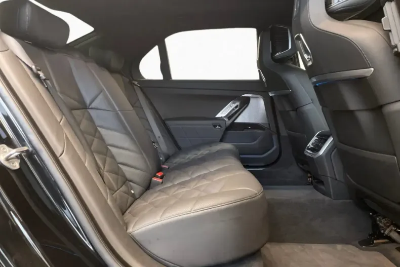 BMW 740 din 2024 cu 18.985 km - oferta BMW162028 - foto 8