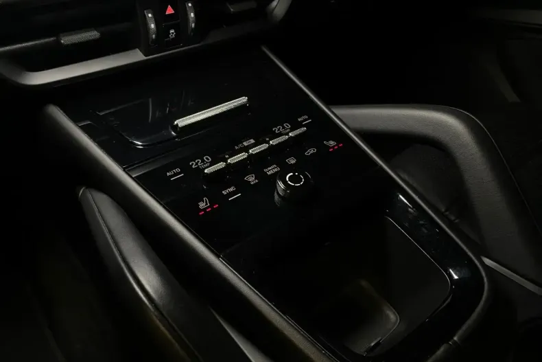 Porsche Cayenne din 2024 cu 32.000 km - oferta POR162036 - foto 23