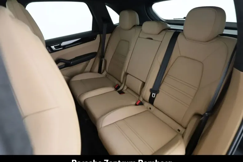 Porsche Cayenne din 2022 cu 56.900 km - oferta POR162038 - foto 14