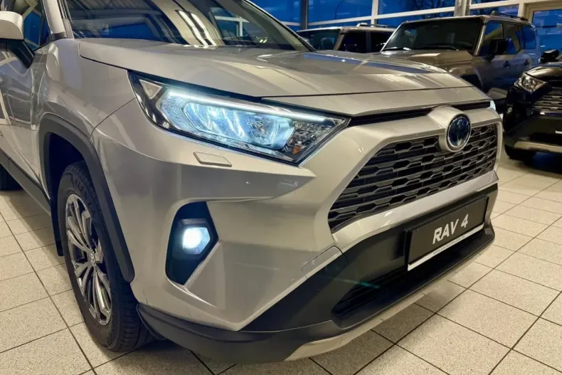 Toyota RAV4 din 2023 cu 22.900 km - oferta TOY162039 - foto 4