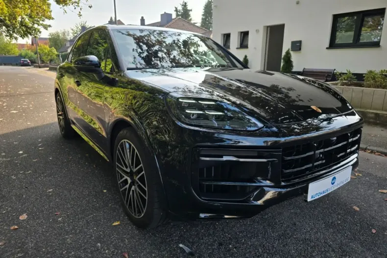 Porsche Cayenne din 2024 cu 23.520 km - oferta POR162041 - foto 4