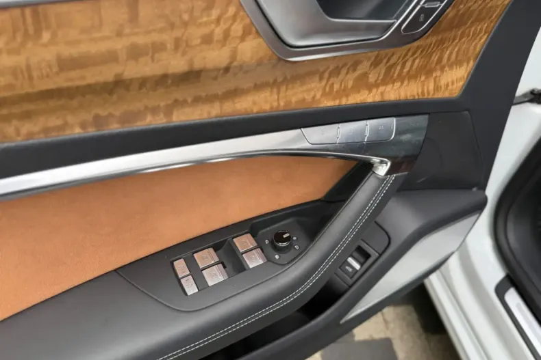 Audi A7 din 2022 cu 50.210 km - oferta AUD162048 - foto 16