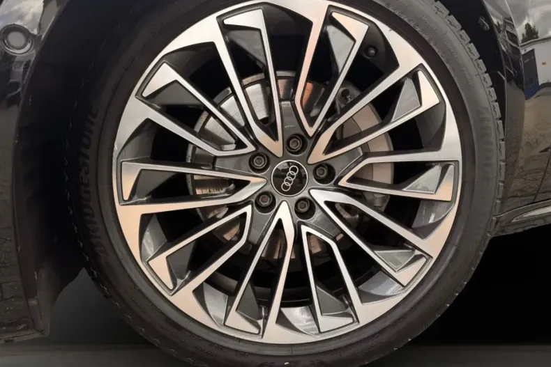 Audi A7 din 2022 cu 32.900 km - oferta AUD162053 - foto 2