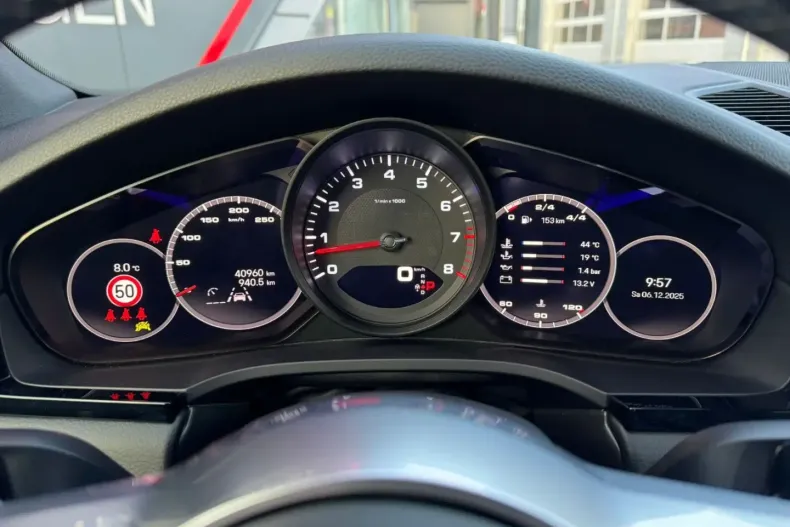 Porsche Cayenne din 2022 cu 40.800 km - oferta POR162062 - foto 14