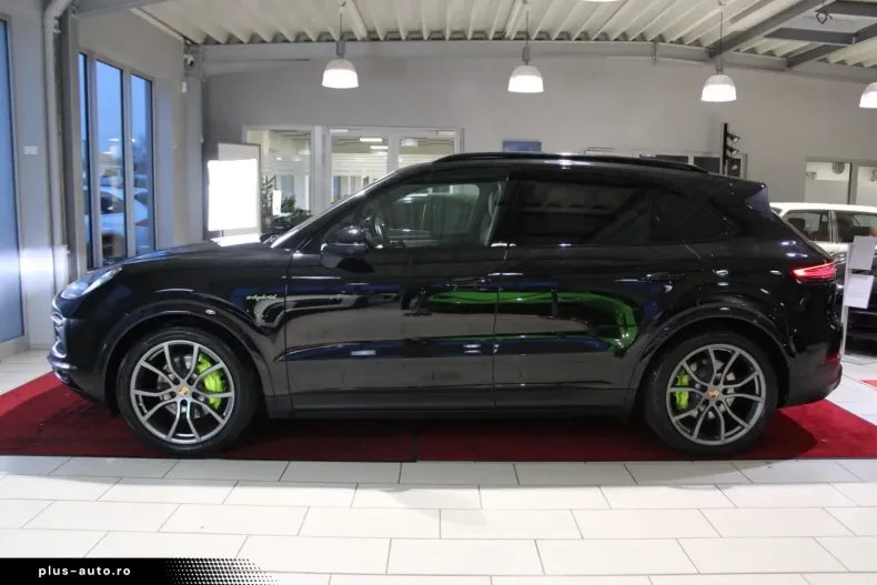 Porsche Cayenne din 2023 cu 74.707 km - oferta POR162067 - foto 4