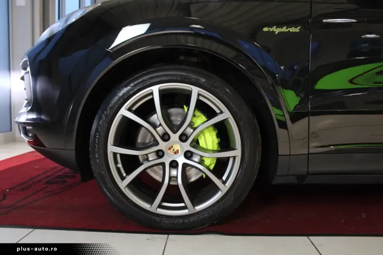 Porsche Cayenne din 2023 cu 74.707 km - oferta POR162067 - foto 9