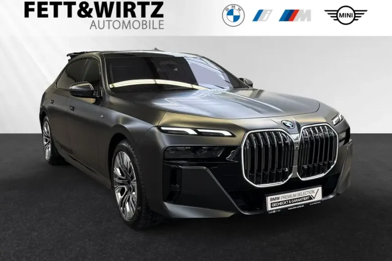 BMW 750 din 2024 cu 11.450 km - oferta BMW162068 - foto 1