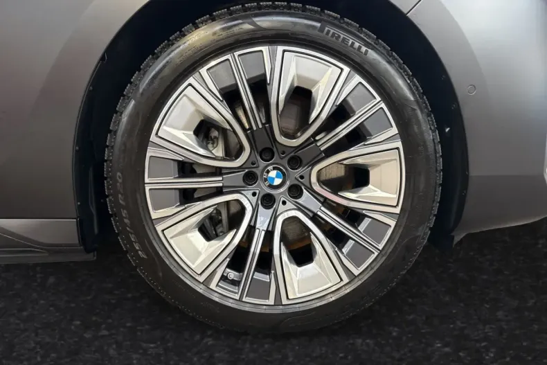 BMW 750 din 2024 cu 11.450 km - oferta BMW162068 - foto 6